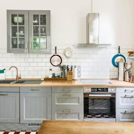 Grosszuegige Altbauwohnung In Bestlage Amburgo Esterno foto