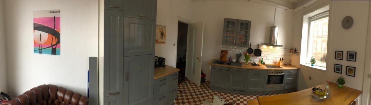 Grosszuegige Altbauwohnung In Bestlage Amburgo Esterno foto